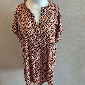 Cocomo size 2X Orange and Black Patterned Blouse